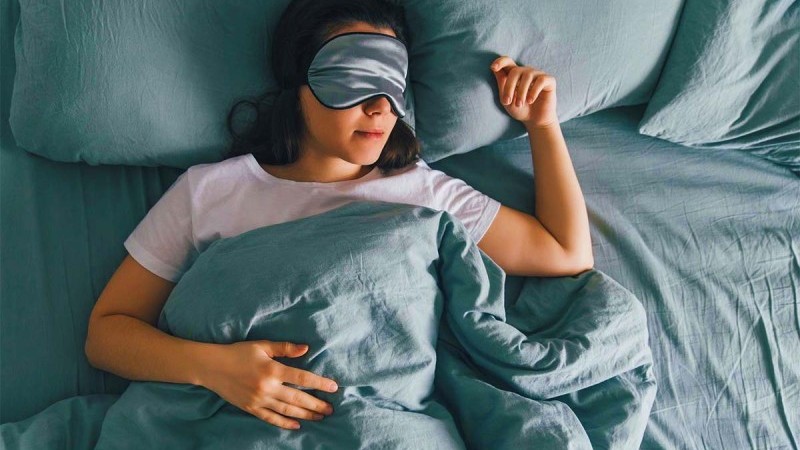 Експерти поділилися методом засинання за дві хвилини